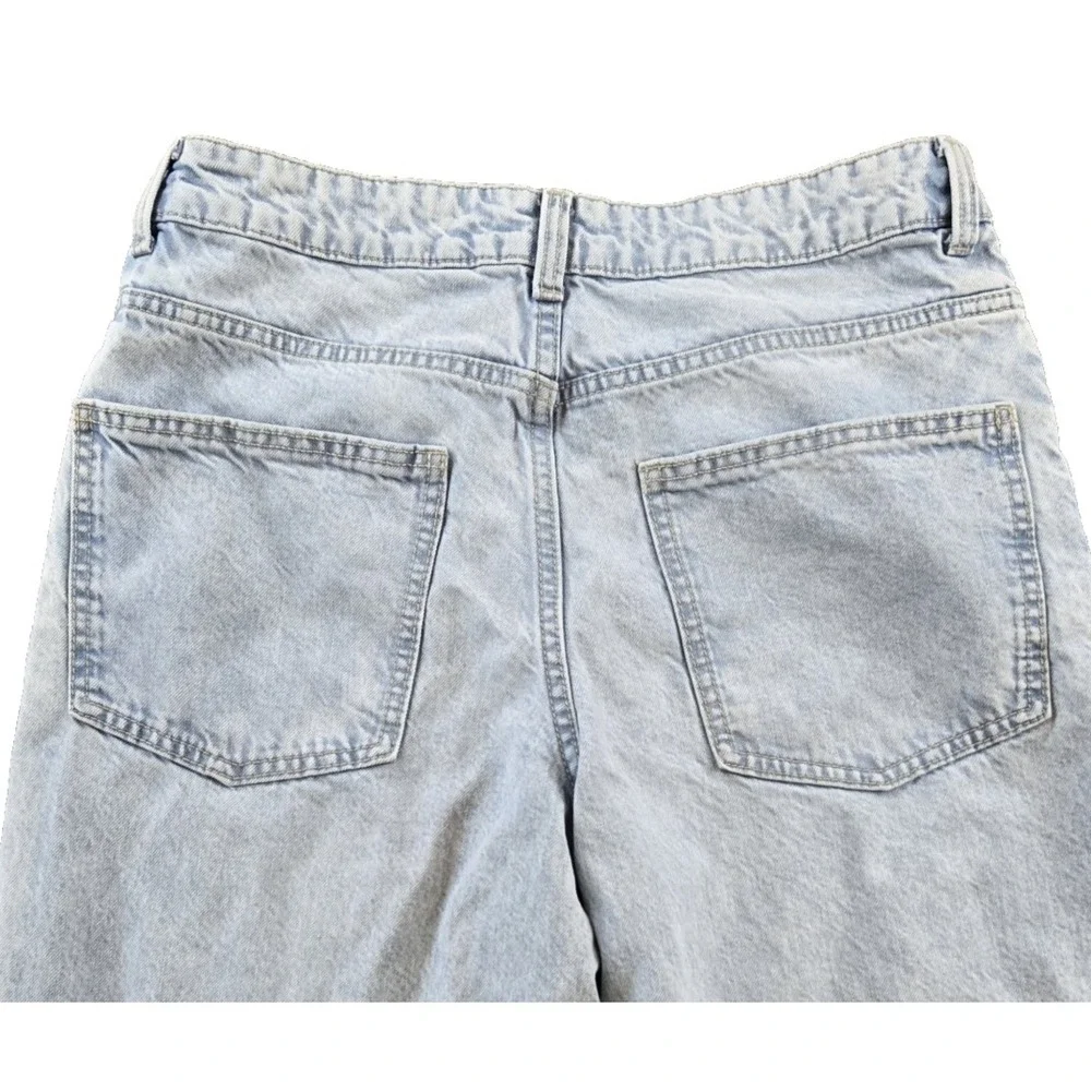 Divided zip look 30
